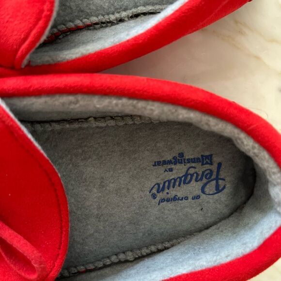 NWOT Penguin by Munsingwear red Boater Moccasins size 6 - Picture 3 of 4